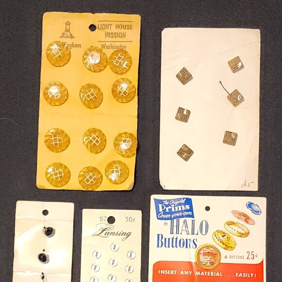 Antique ~ Vintage Lot Sewing Notions ~ Supplies ~ Needles ~ Buttons ~ Snaps - Picture 4 of 16